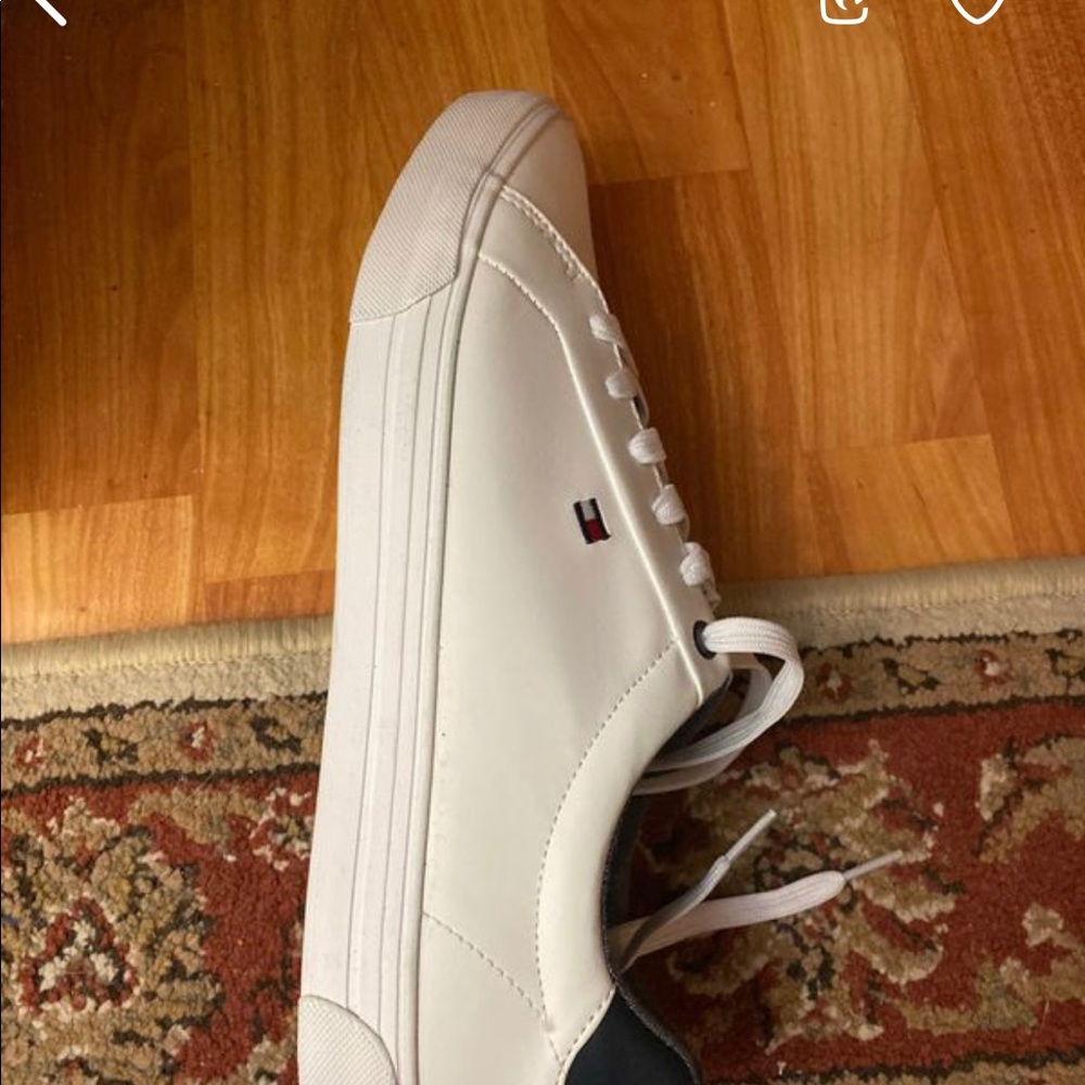 Shoes - Picture 5 of 8